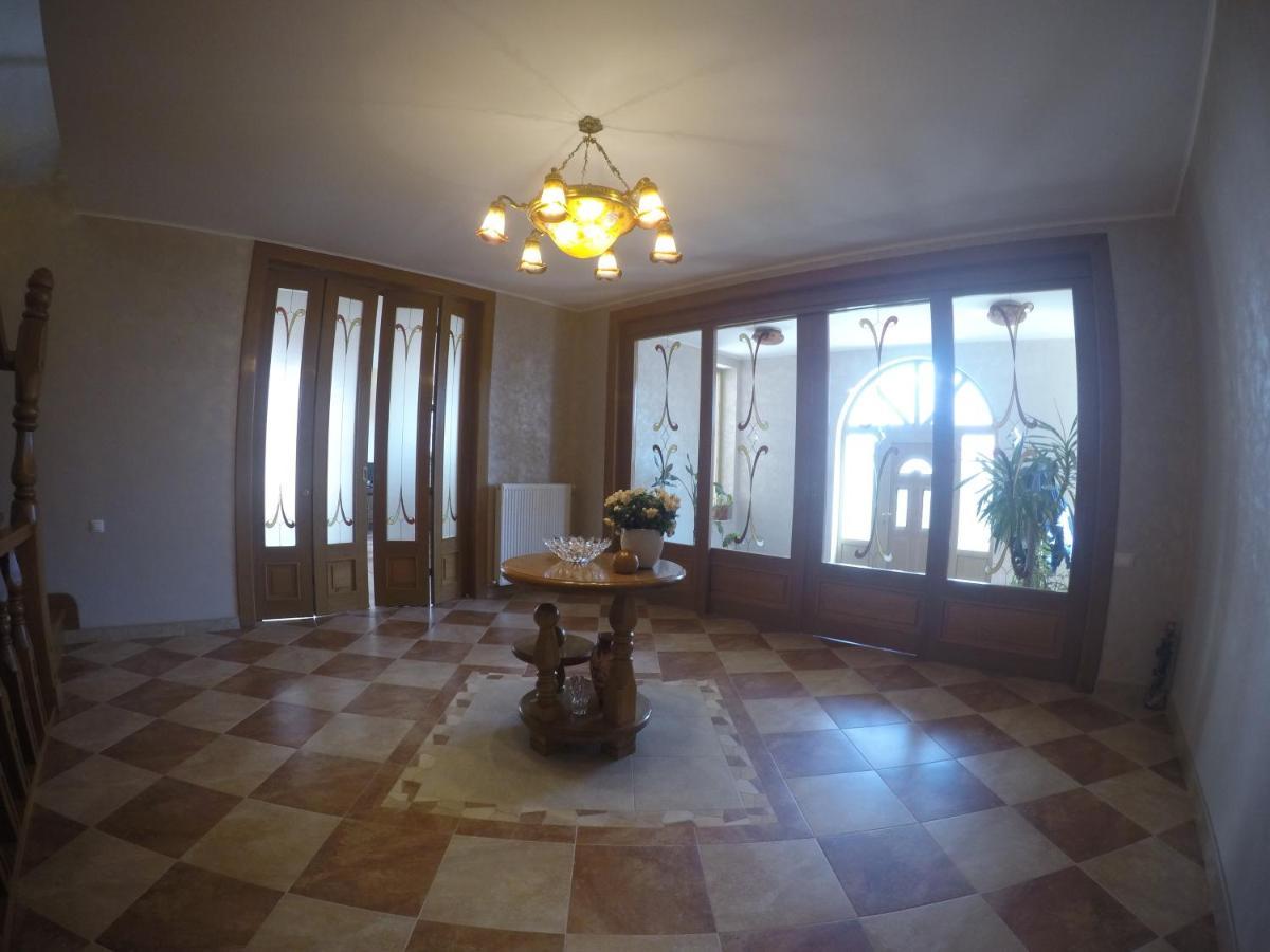 Casa Edwin Bed & Breakfast Constanta Exterior photo