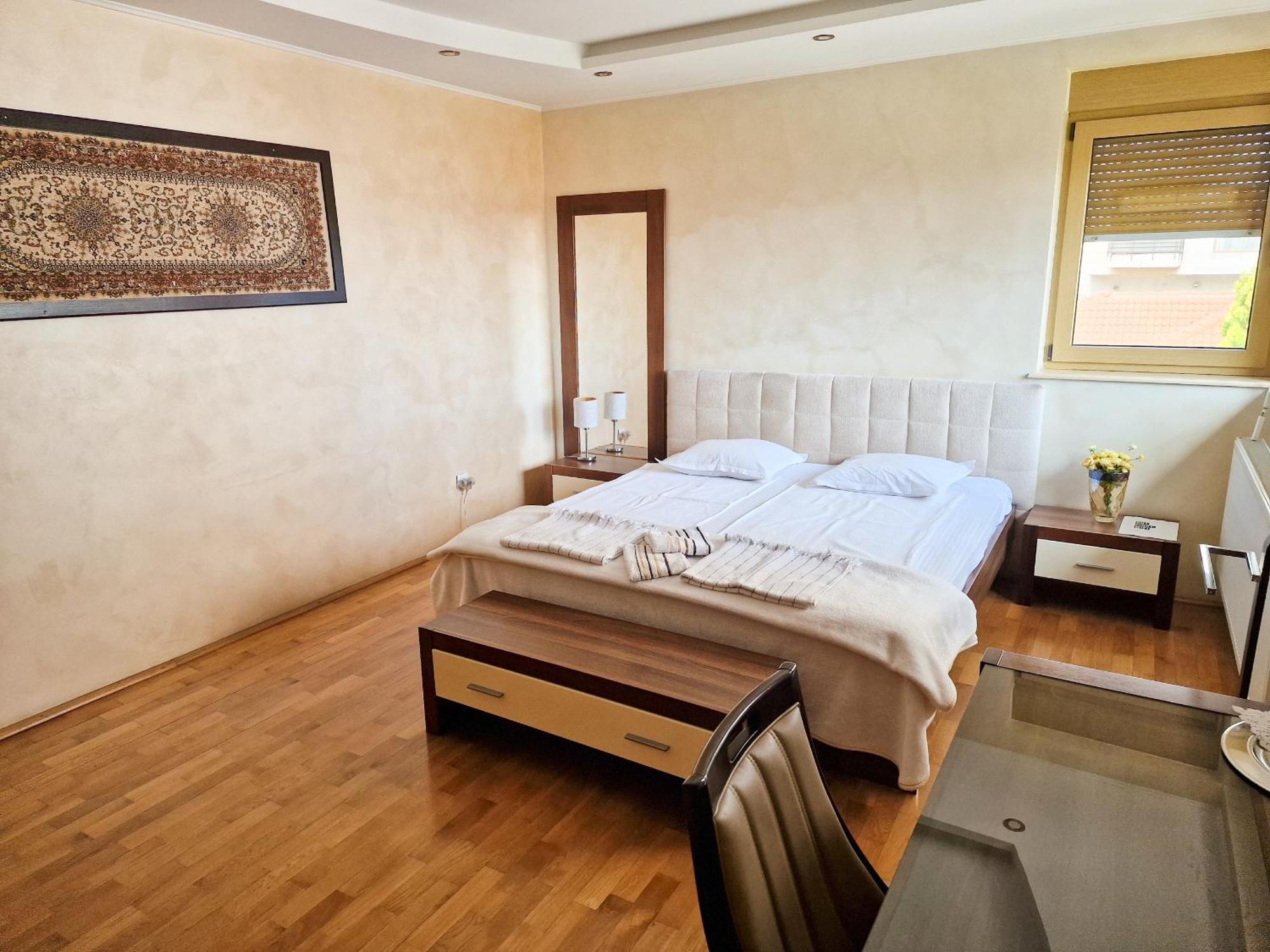 Casa Edwin Bed & Breakfast Constanta Exterior photo